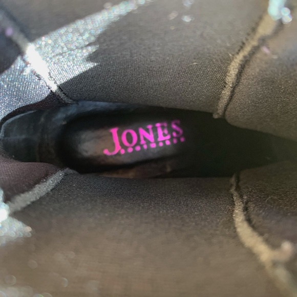 Jones Bootmaker Chelsea Boot. - Picture 6 of 9